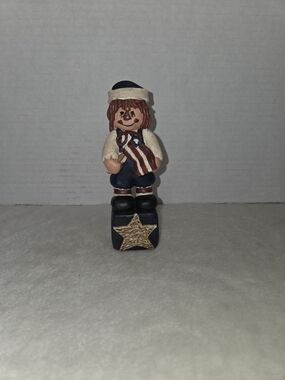 Blossom Bucket Raggedy Andy Patriotic Figurine Americana Suzi Skoglund Decor